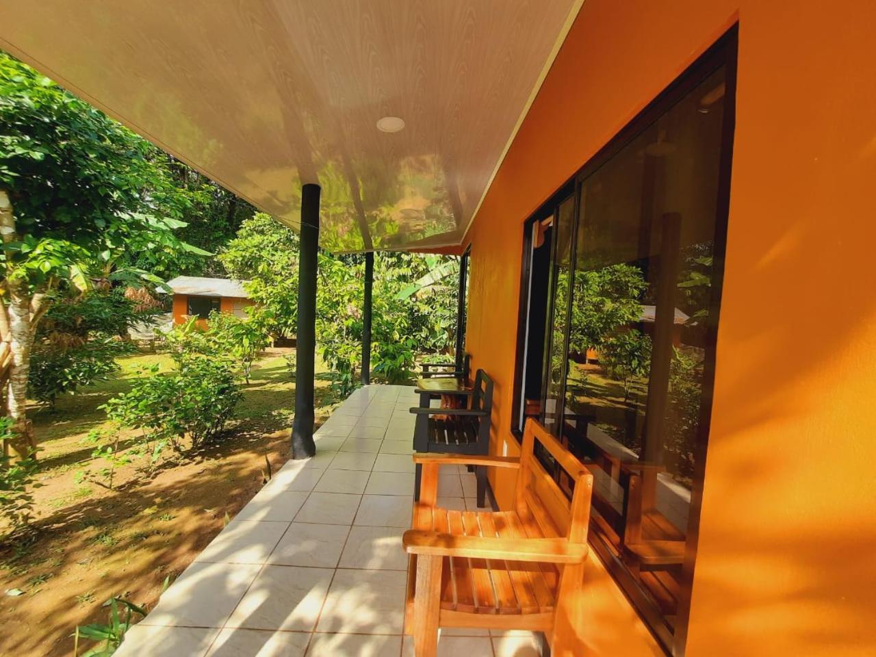 Cabinas Corcovado Green Parrot, Los Planes Drake Drakes Bay Exterior foto